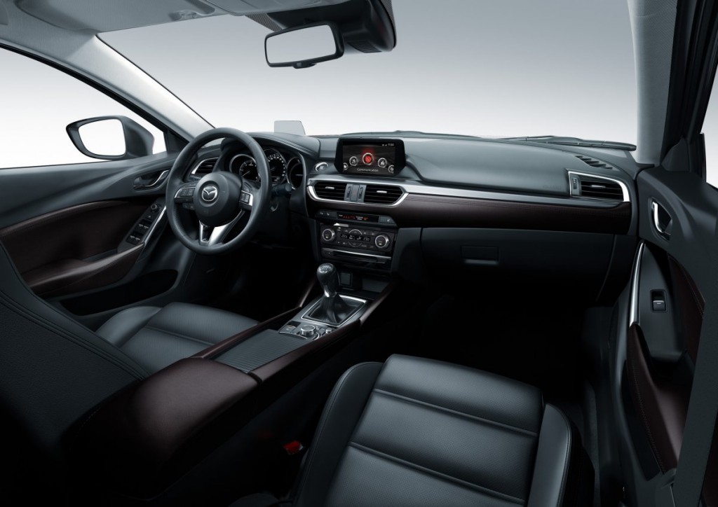 Mazda6 2015_interior_right