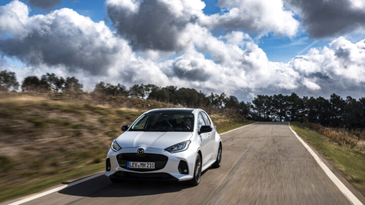 Mazda2 vernieuwd, meer uitrusting instapversie