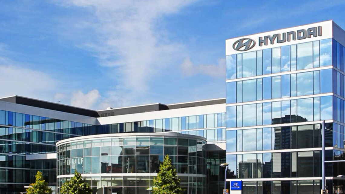Hyundai kondigt nieuwe compacte SUV aan voor autosalon Parijs