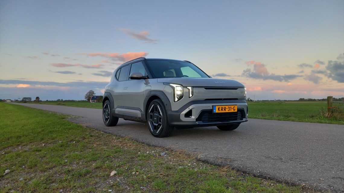 Rijtest Kia EV2
