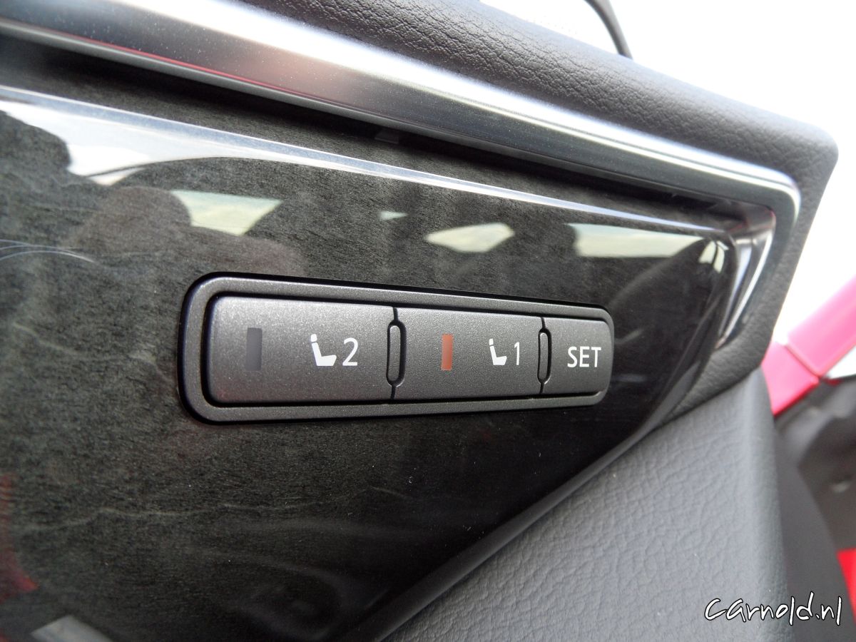 Infiniti Q60 Premium Tech 20t 16 (1)