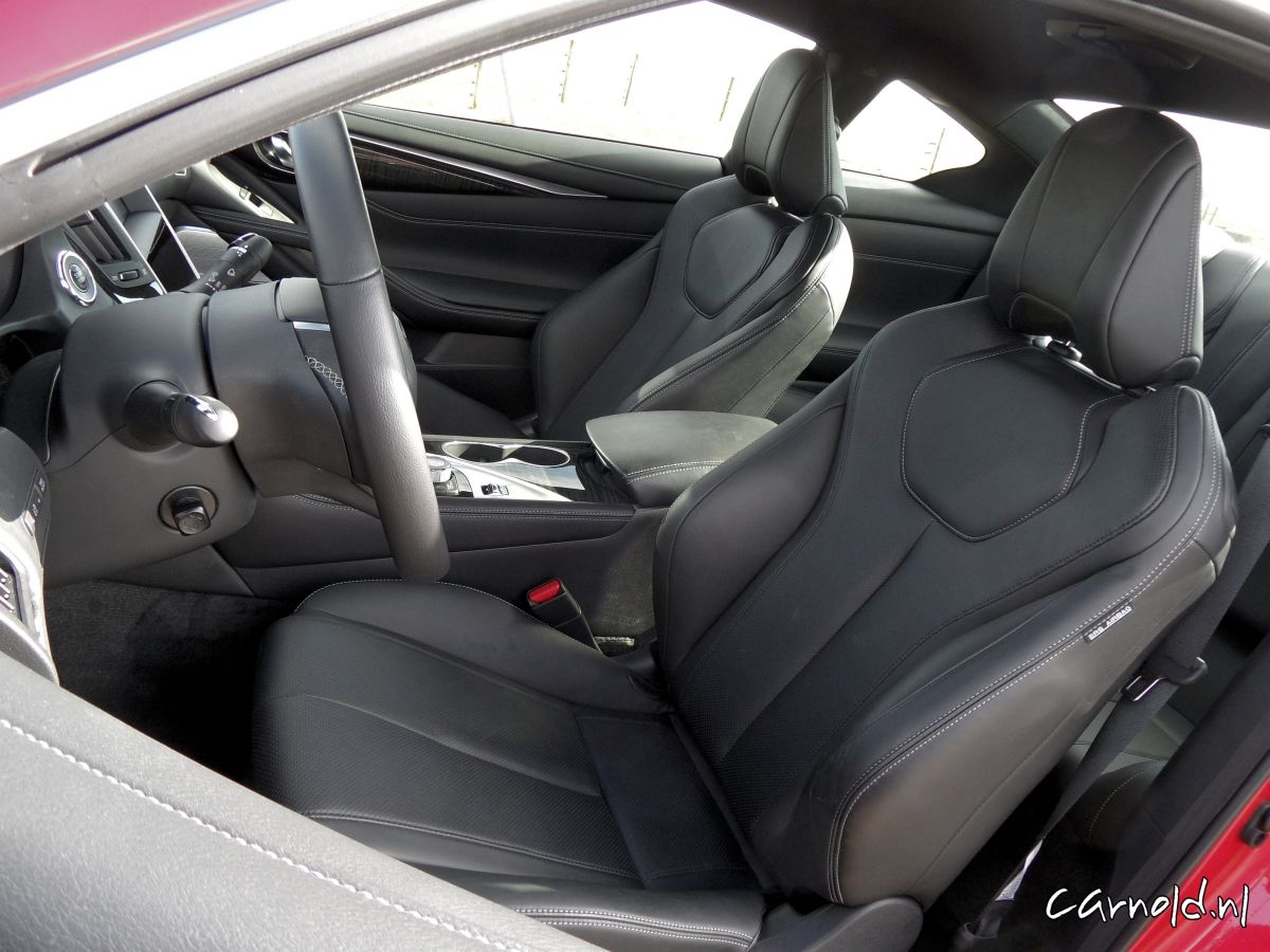 Infiniti Q60 Premium Tech 20t 23 (1)