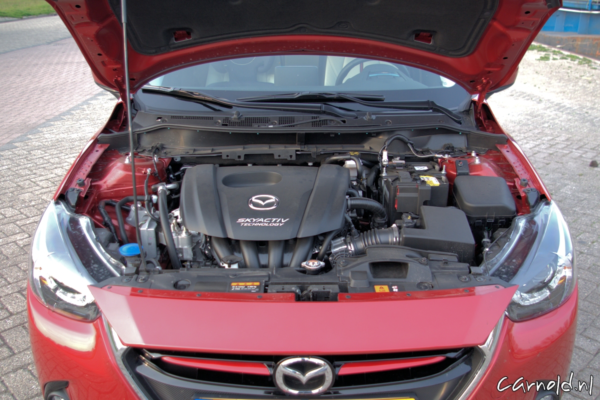 Mazda_2_Motor