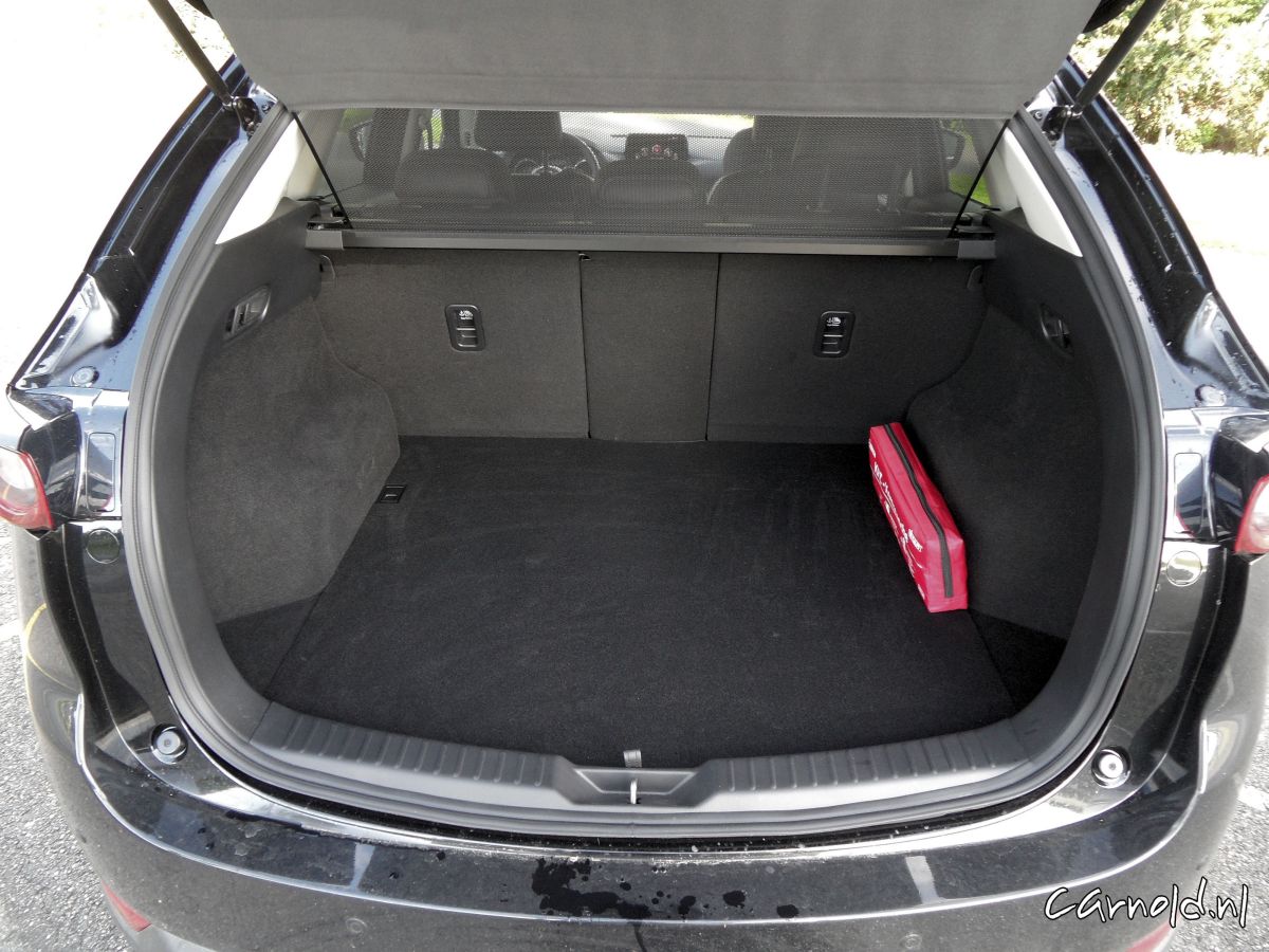 Mazda_CX-5_SkyActiv-D150_13