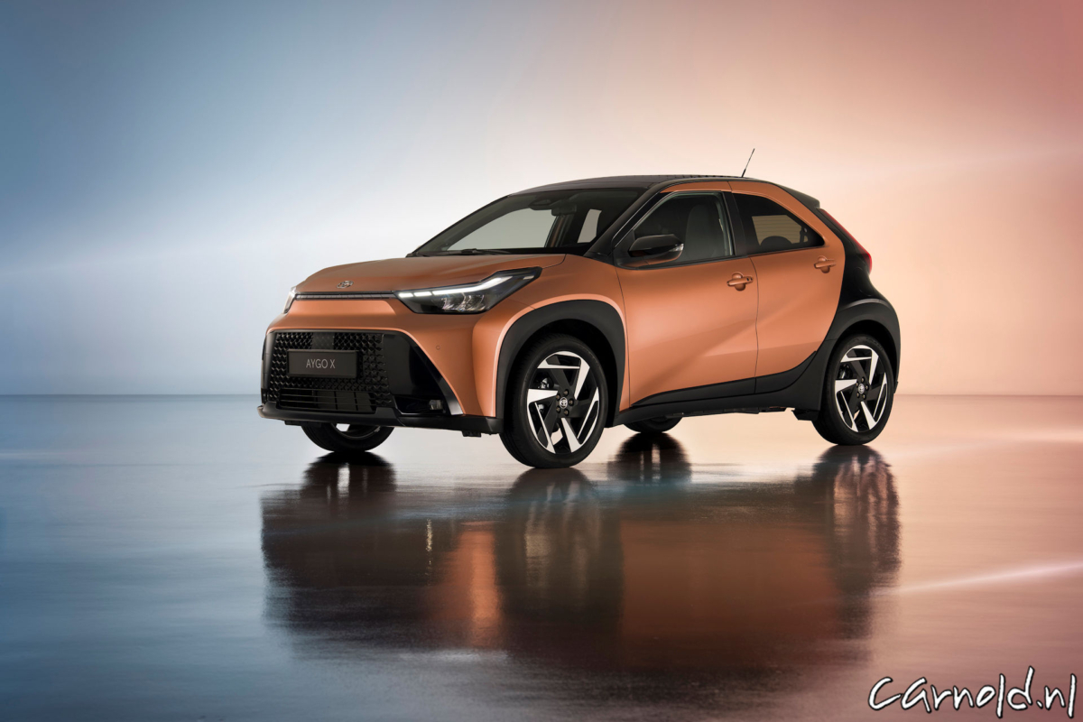 AygoX_Hybrid_GR Sport_15