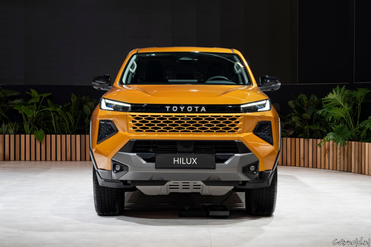 Toyota_HiLux_2026_4