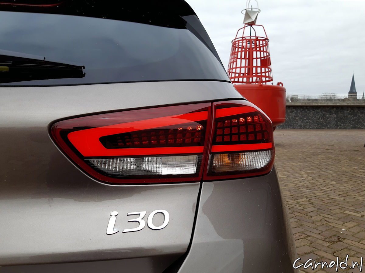 Hyundai_i30_1.5 Mild Hybrid_Premium_Rijtest-13