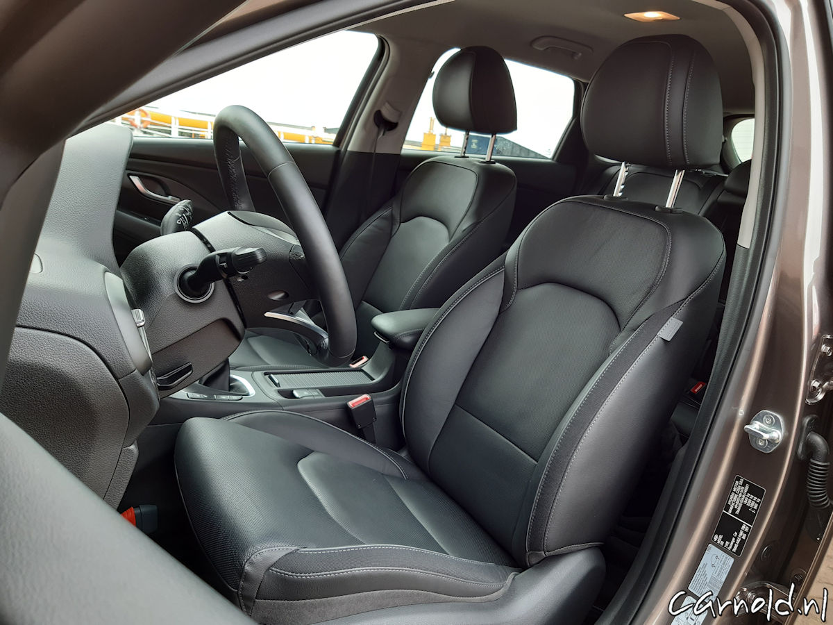 Hyundai_i30_1.5 Mild Hybrid_Premium_Rijtest-17