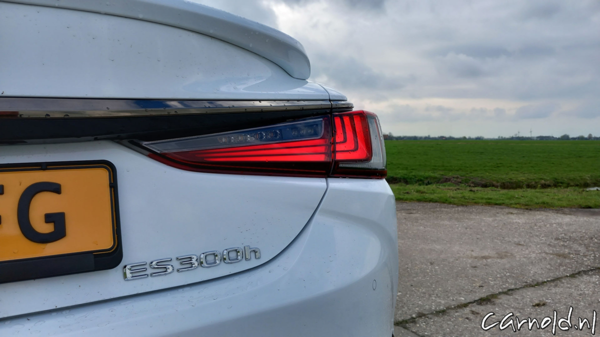 Lexus_ES300h_F Sport_Test_04