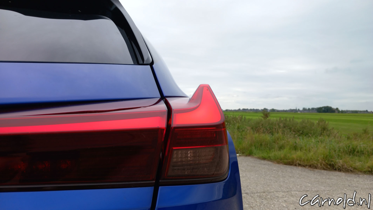 Lexus_UX300h_F Sport AWD_Test_13