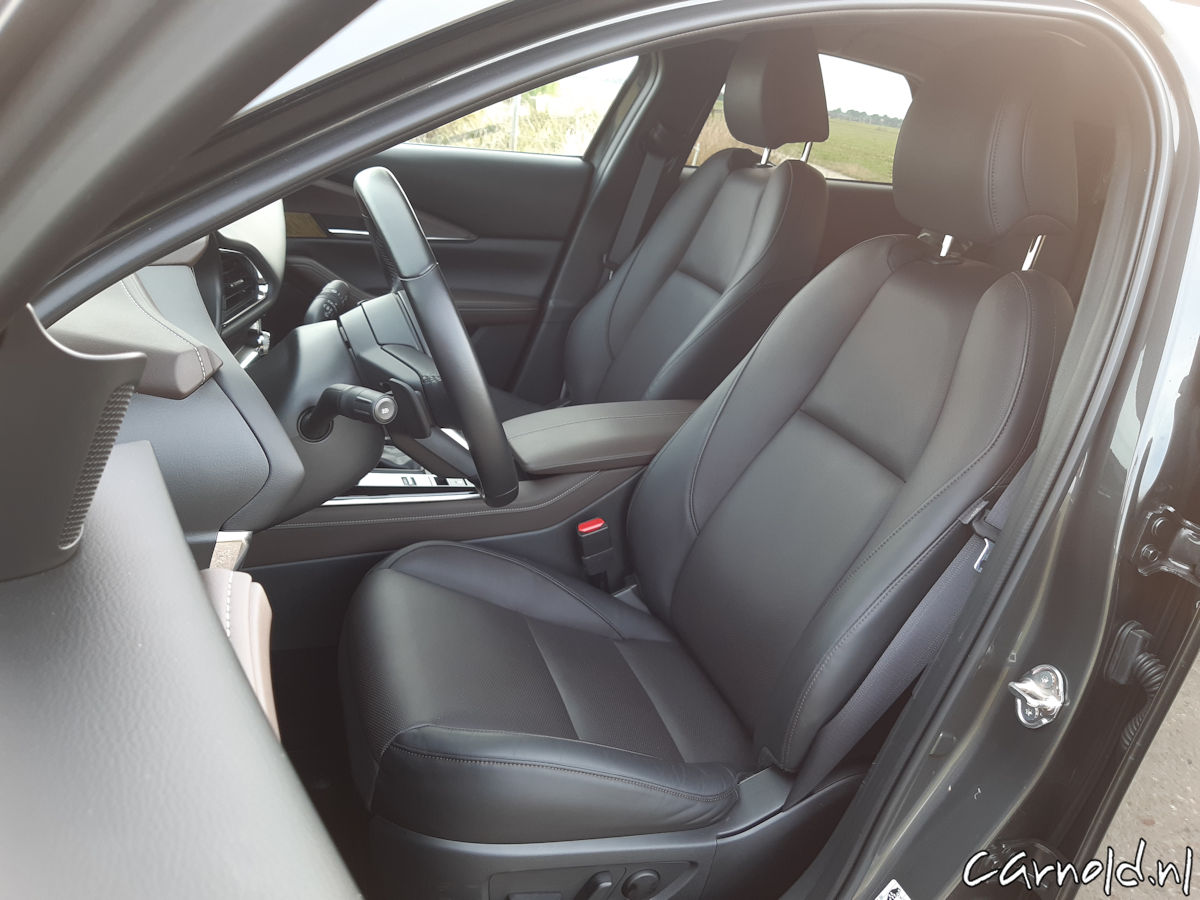 Mazda_CX-30_e-SkyActiv-X_Rijtest-11