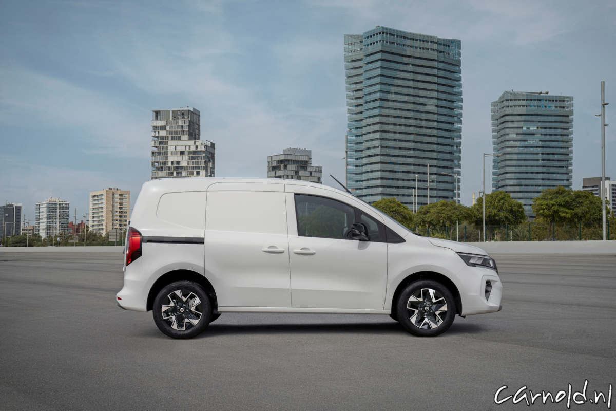 Nissan_Townstar-8