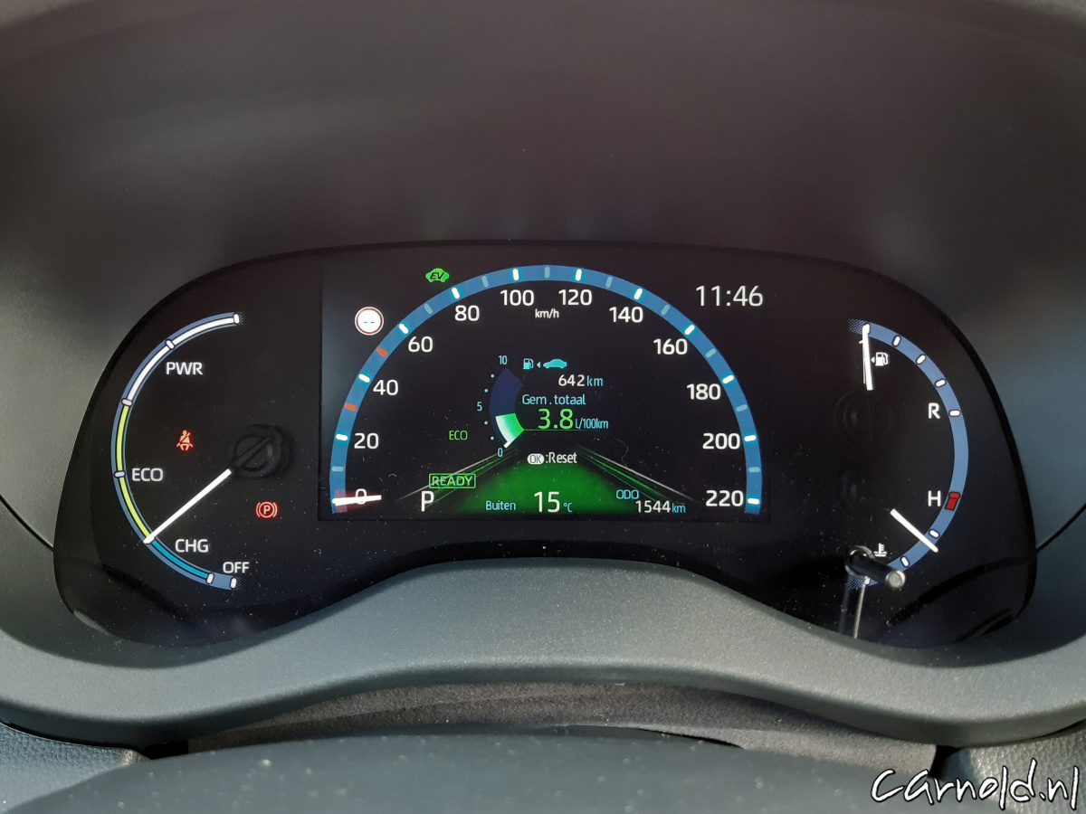 Rijtest_Toyota_Yaris_Cross_Hybrid-22