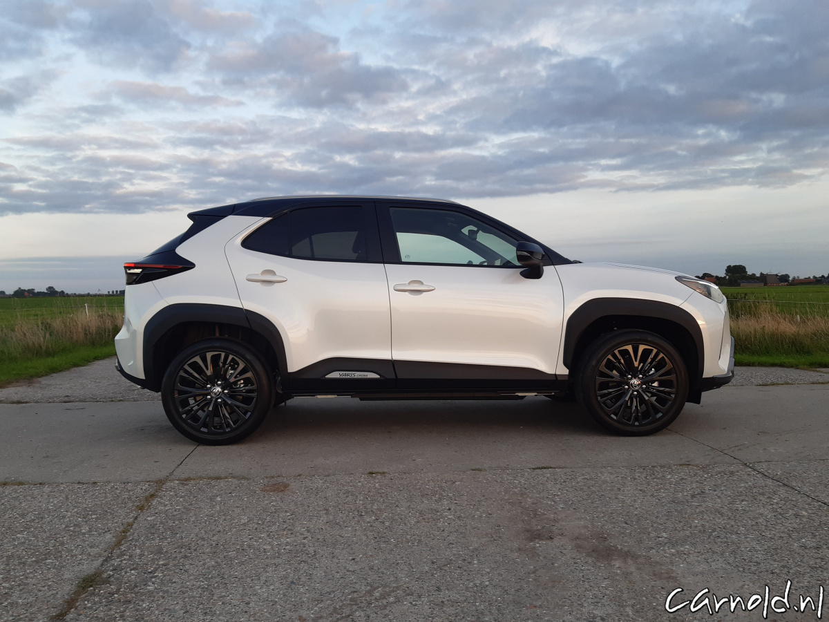 Rijtest_Toyota_Yaris_Cross_Hybrid-6