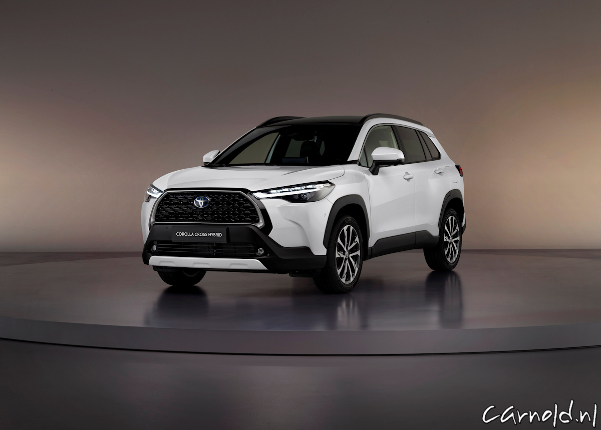 Toyota_Corolla_Cross_onthuld-1
