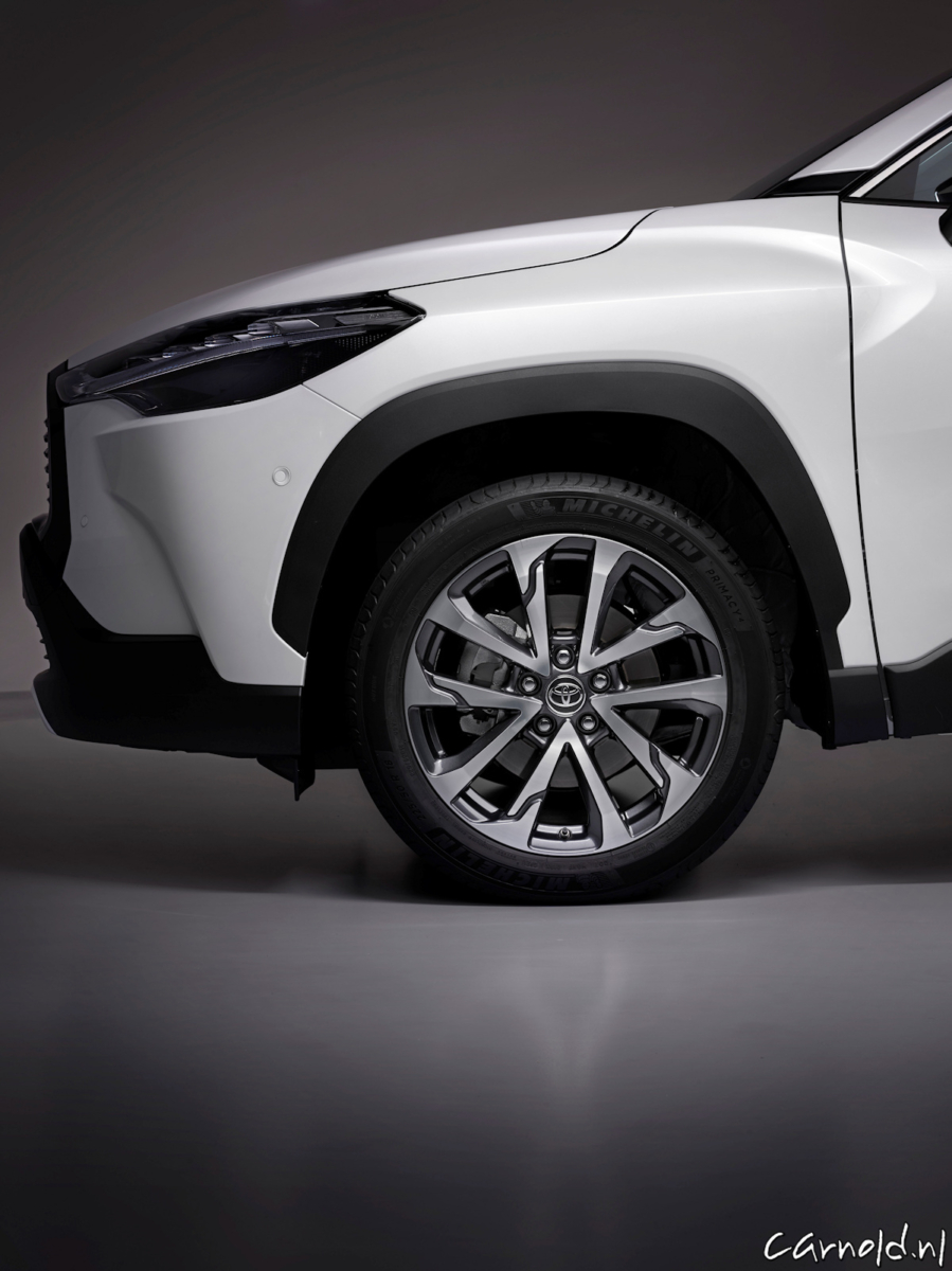 Toyota_Corolla_Cross_onthuld-8