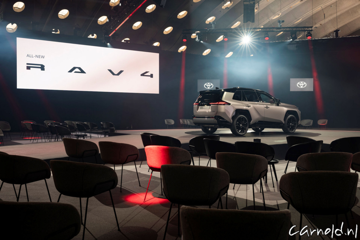 Toyota_RAV4_onthuld_58