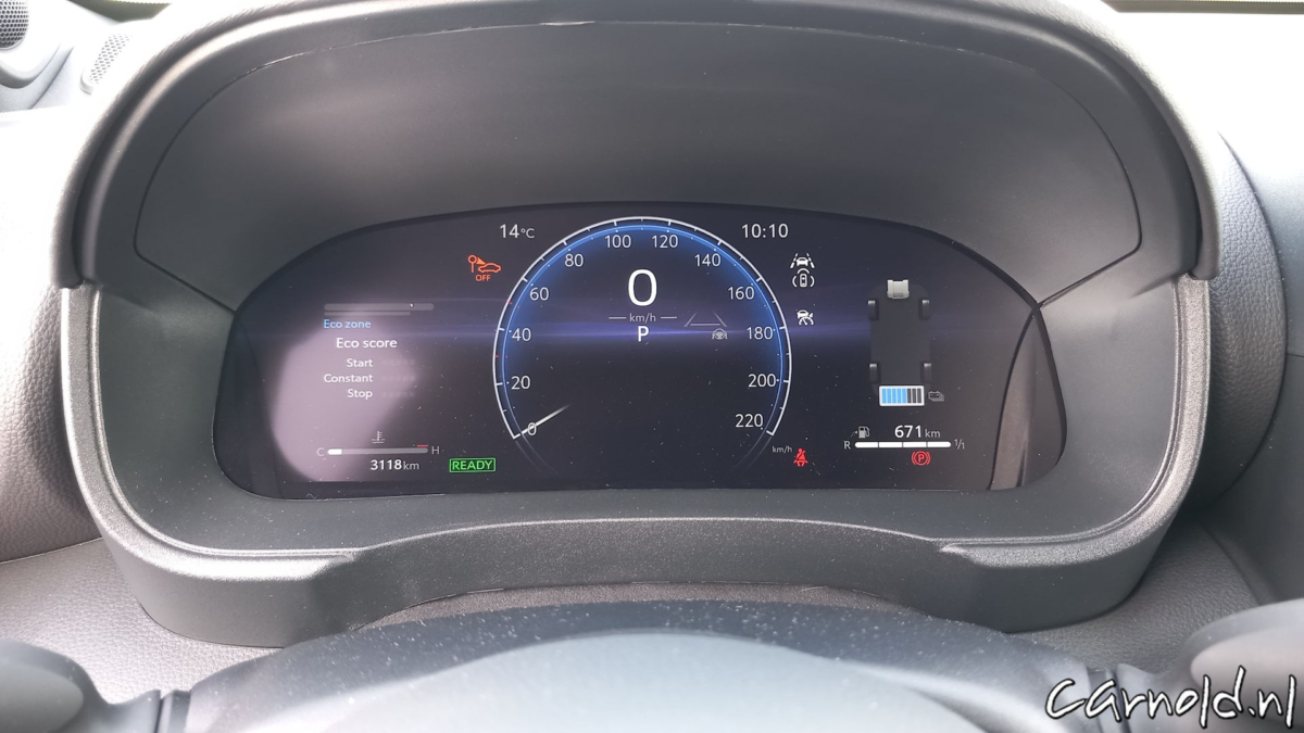 Toyota_Yaris_2024_Test_10