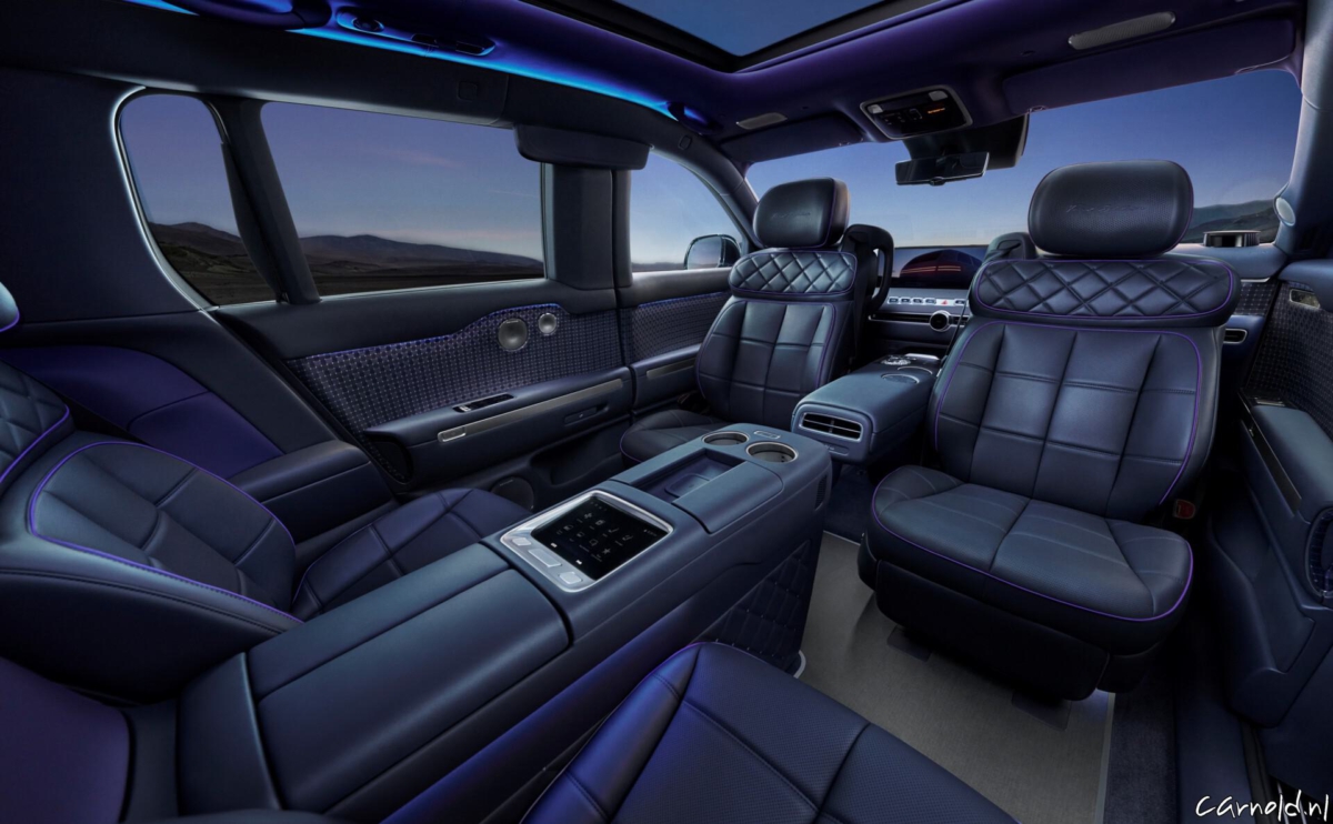 06-GV90-Neolun-First-Edition-Interior
