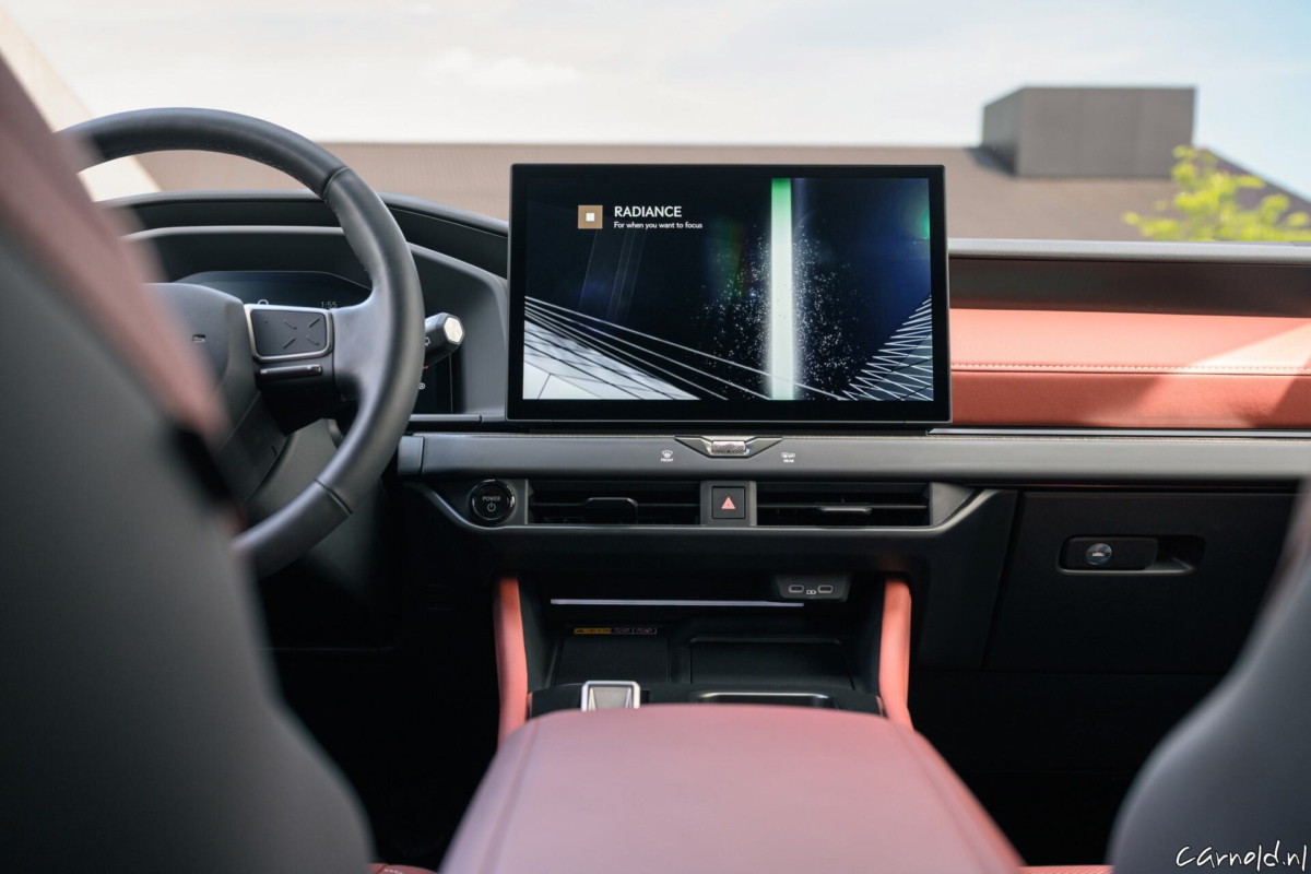 nx350h_interieur_10