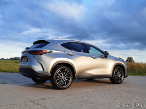 Lexus-NX350h_Rijtest_-1