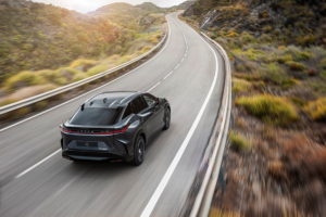 Lexus RZ 450e onthuld-12