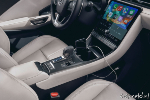 Lexus_LBX_Elegant-04