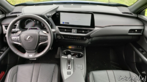 Lexus_UX300h_F Sport AWD_Test_18