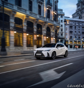 Lexus_UX_2023_Prijzen-6