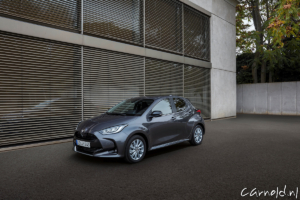 Mazda2_Hybrid_-23