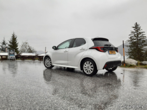 Mazda2_Hybrid_Select-2