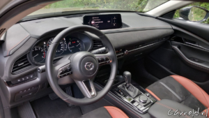 Mazda_CX-30_Rijtest_09