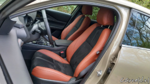 Mazda_CX-30_Rijtest_10