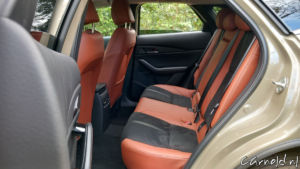 Mazda_CX-30_Rijtest_12