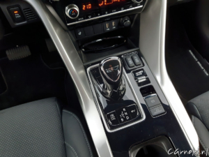 Mitsubishi_Eclipse Cross_PHEV_Rijtest-16