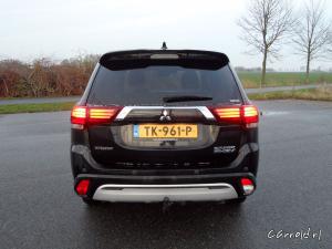 Mitsubishi_Outlander_PHEV4