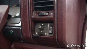 Nissan-Laurel-Medalist-electric folding mirrors