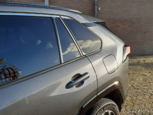 Rijtest_Suzuki_Across-10