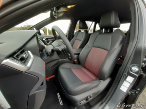 Rijtest_Suzuki_Across-17