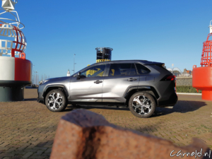 Rijtest_Suzuki_Across-2