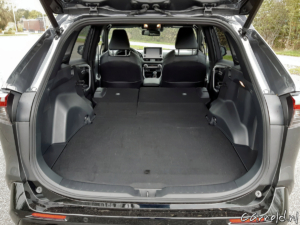 Rijtest_Suzuki_Across-21