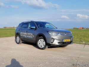 SsangYong_Korando_e-Motion_-01