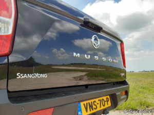 SsangYong_Musso_Grand_rijtest-04