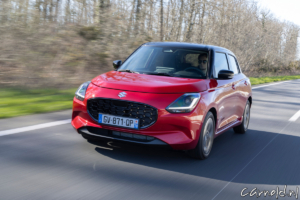 Suzuki_Swift_2024_10