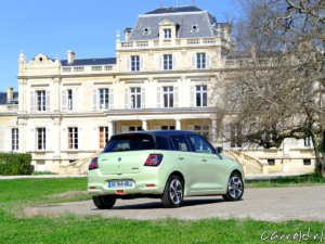 Suzuki_Swift_2024_12