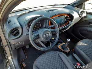 Toyota-AygoX_Rijtest-12