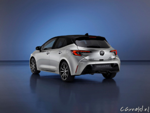 Toyota_Corolla_2023-2