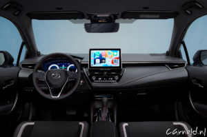 Toyota_Corolla_2023-5