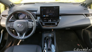 Toyota_Corolla_GR Sport_10