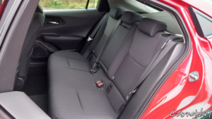 Toyota_Prius_Executive_Test_08